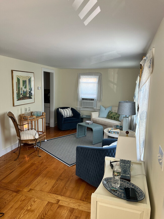 Photo - 34 High St Unit C