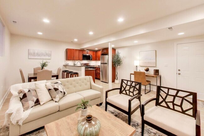 Photo - 6170 N Winchester Ave