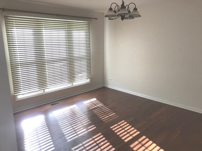 Photo - 1120 Fieldstone Ln