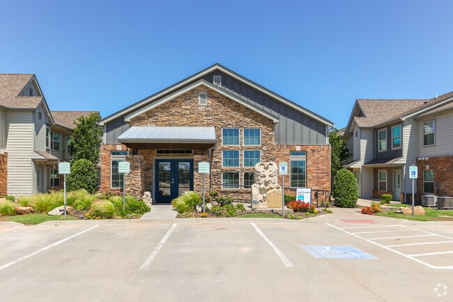Leasing Office