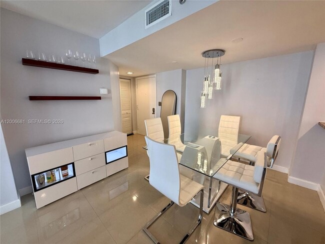 Photo - 770 Claughton Island Dr Unit 1003