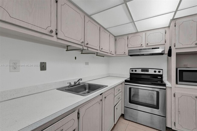 Photo - 1000 West Ave Unit Mirador South