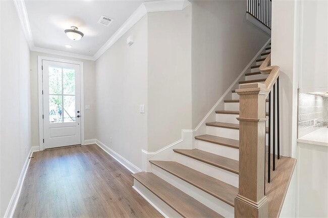 Photo - 535 Clover Ln