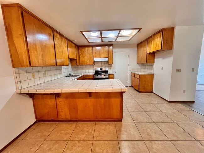 Photo - 3 Bedroom 2 Bath Duplex for Rent!