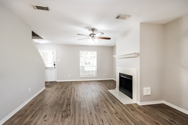 Photo - 6923 Echo Pines Dr