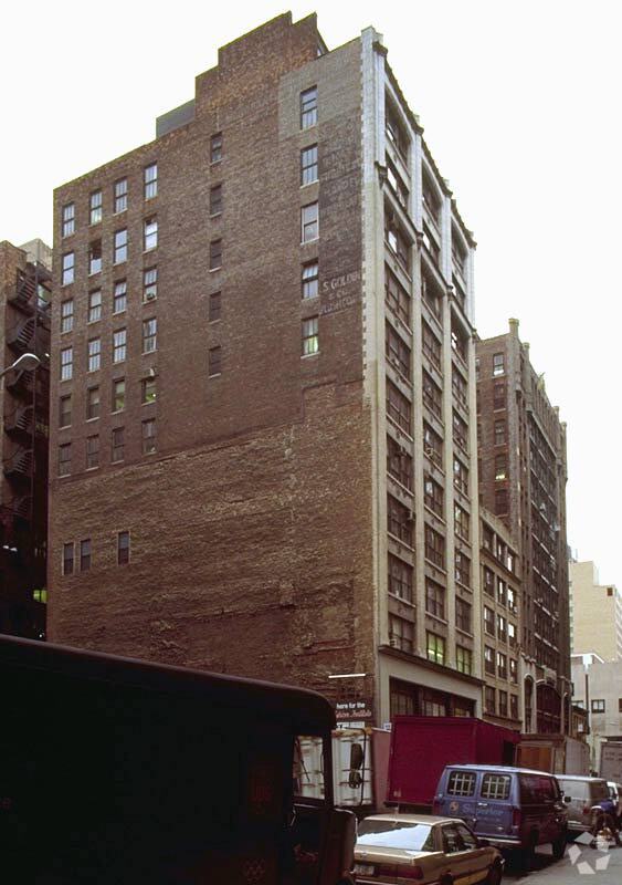 Photo - 144-152 W 27th St