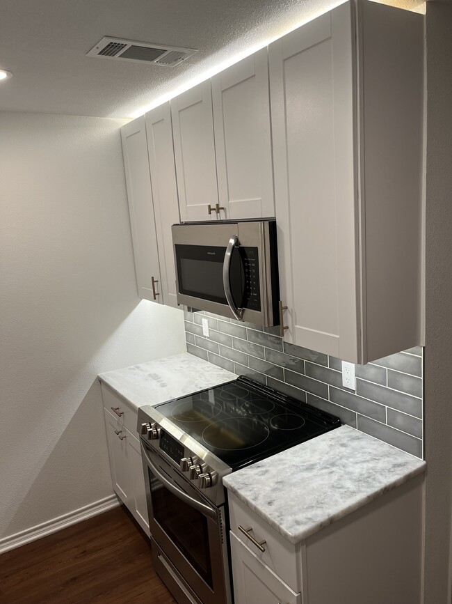 Photo - 1287 Roaring Springs Rd Unit 1287