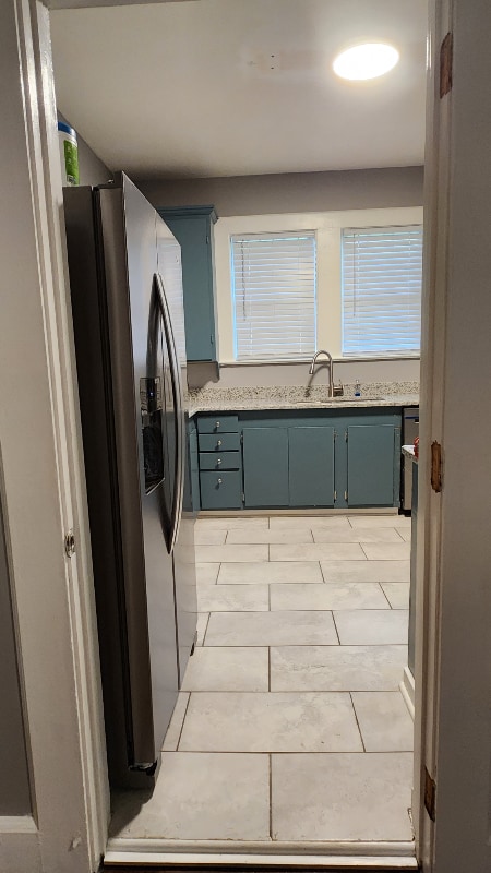 Photo - 195 Sellers St SE