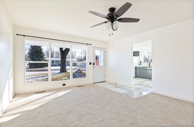 Photo - 2118-2118 Avalon Cir Unit 2118 Avalon Cir Bay City MI 48708