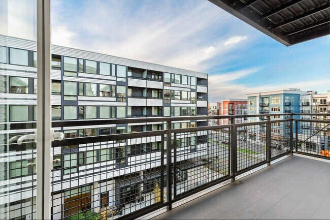 Photo - The Heron Flats and Lofts