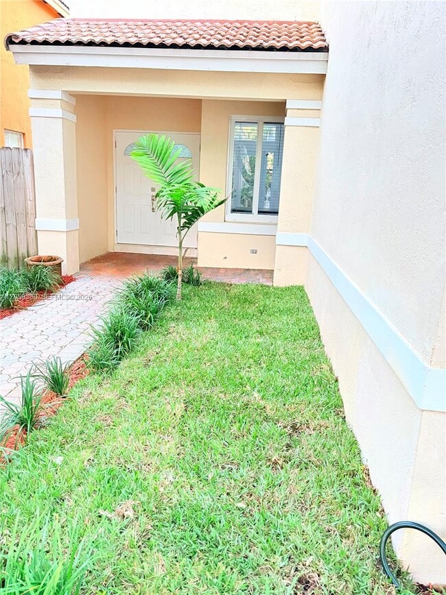 Photo - 1581 SW 106th Ave