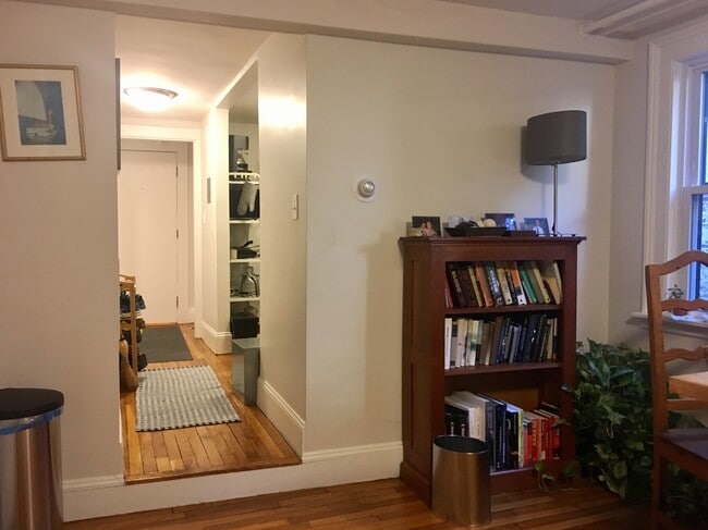 Photo - 105 Beacon St Unidad 1A