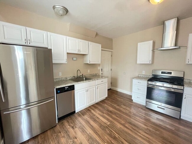 Photo - 46 Glass St Unit Apt. 1