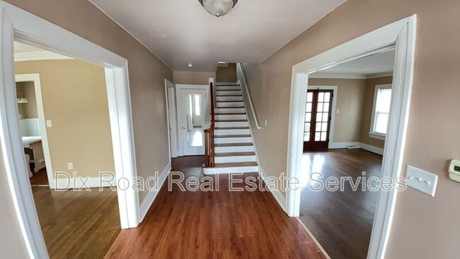 Photo - 15 Vassar Dr