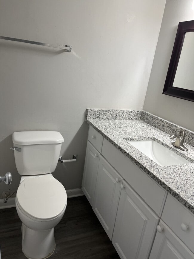 Estudio Lotus Lux con lavadora y secadora - Country View Garden Homes