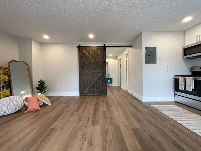 Photo - The Juliette