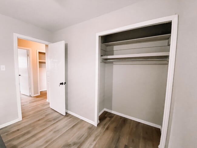 Photo - 6406 NW Arrowhead Dr