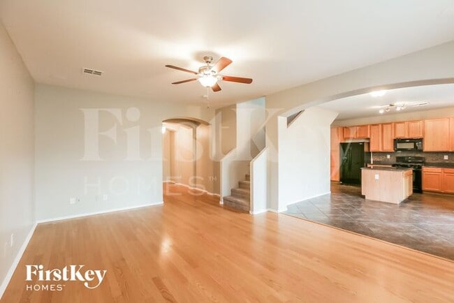 Photo - 18135 W Lundberg St