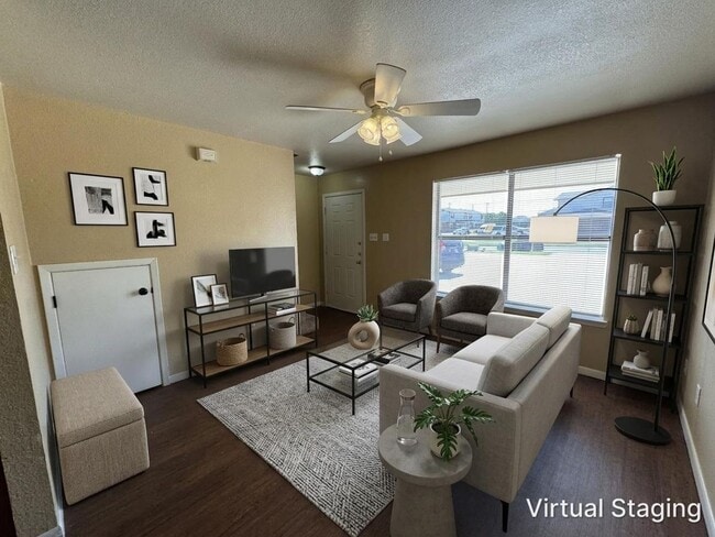 Photo - 1210 Monroe Loop Unit Apt C