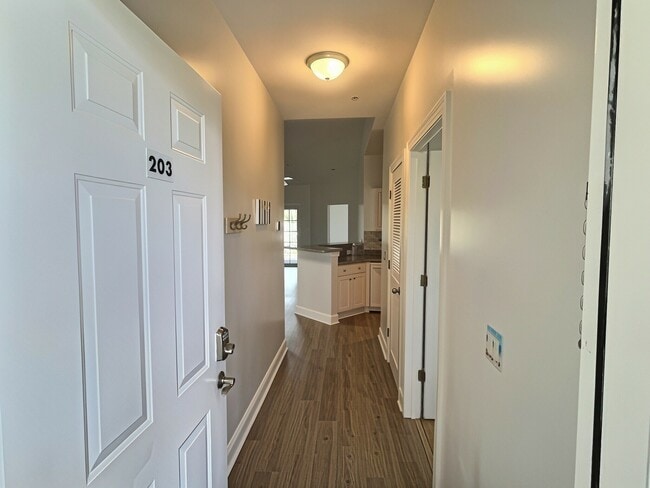 Photo - 4933 Crab Pond Ct Unidad 4-203
