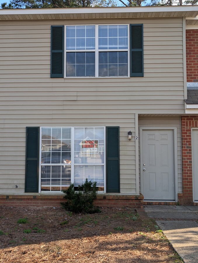 Photo - 102 Edgefield Rd Unit 2