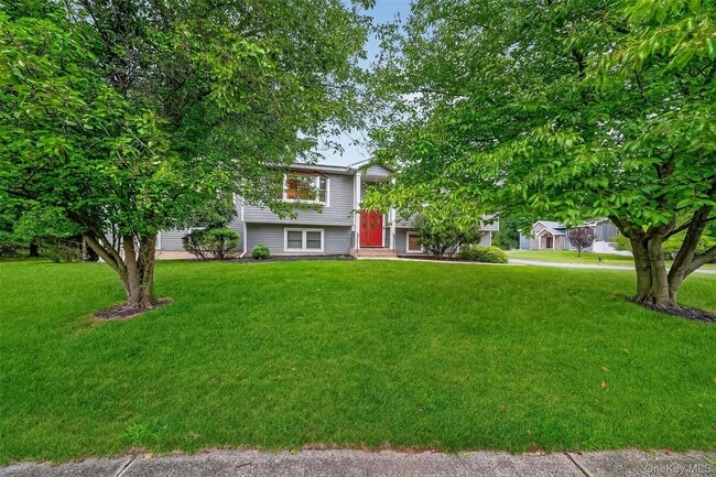 Photo - 234 Betsy Ross Dr