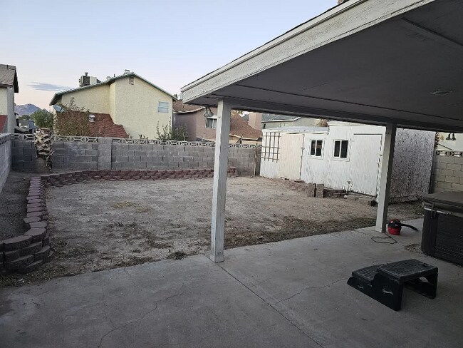 Photo - 517 Inness Ave