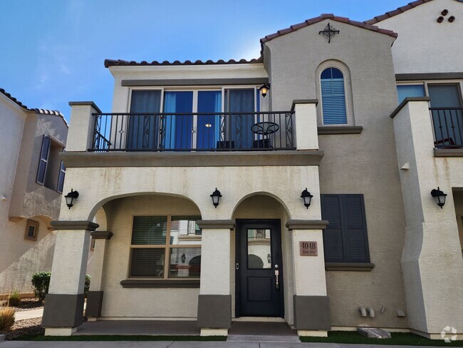 Building Photo - 3 Bedroom Townhome in the Fincher Fields C...