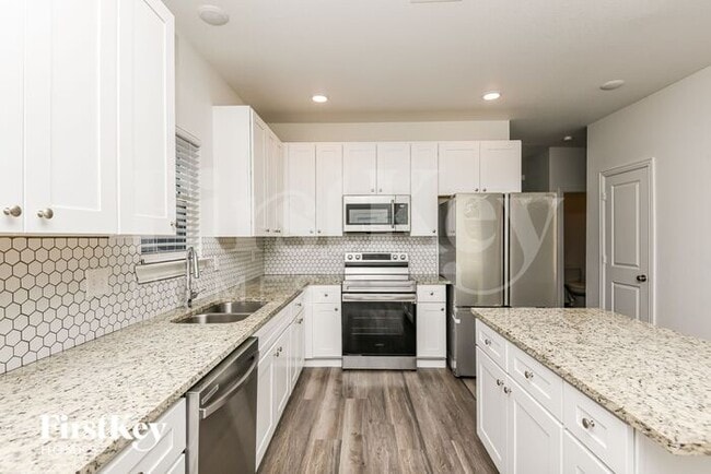 Photo - 7336 Parkside Pl Dr