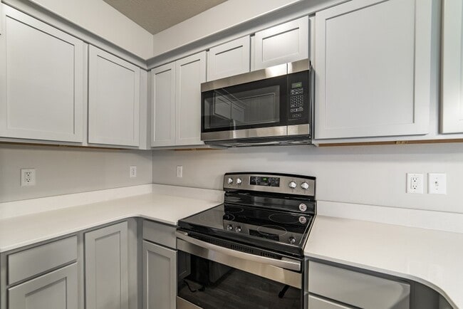 Photo - 619 N Emery Ln