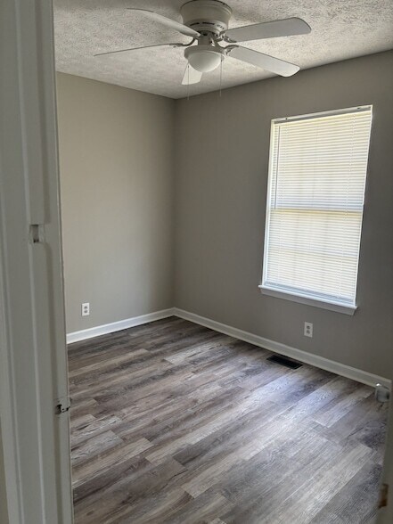 Photo - 641 Artic Ave