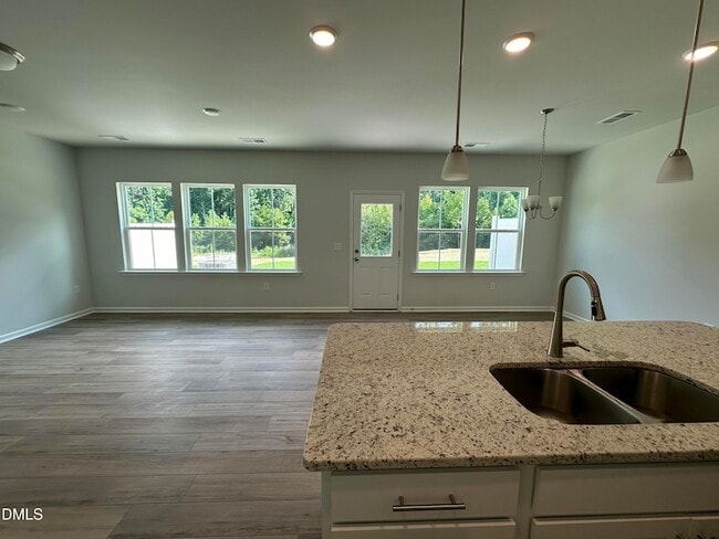 Photo - 531 Glen Clova Dr