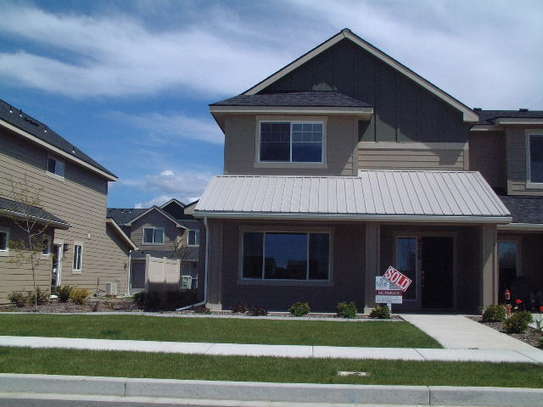 Building Photo - Descartes Unit 6520