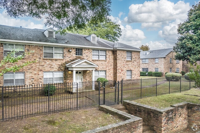 Photo - Cooper-Young Apartments