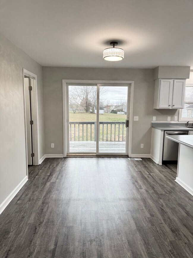 Photo - Just listed!