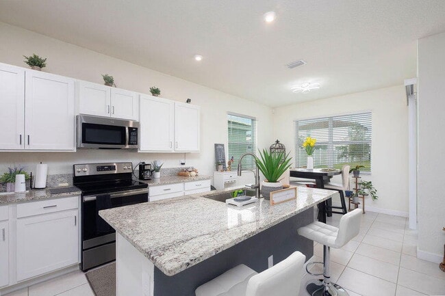 Photo - 7810 NW Gladwell Ln