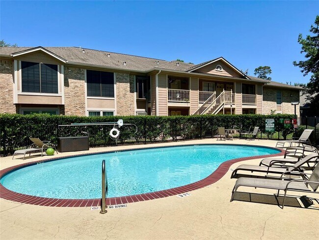 Photo - 1311 Antoine Dr Unidad 110