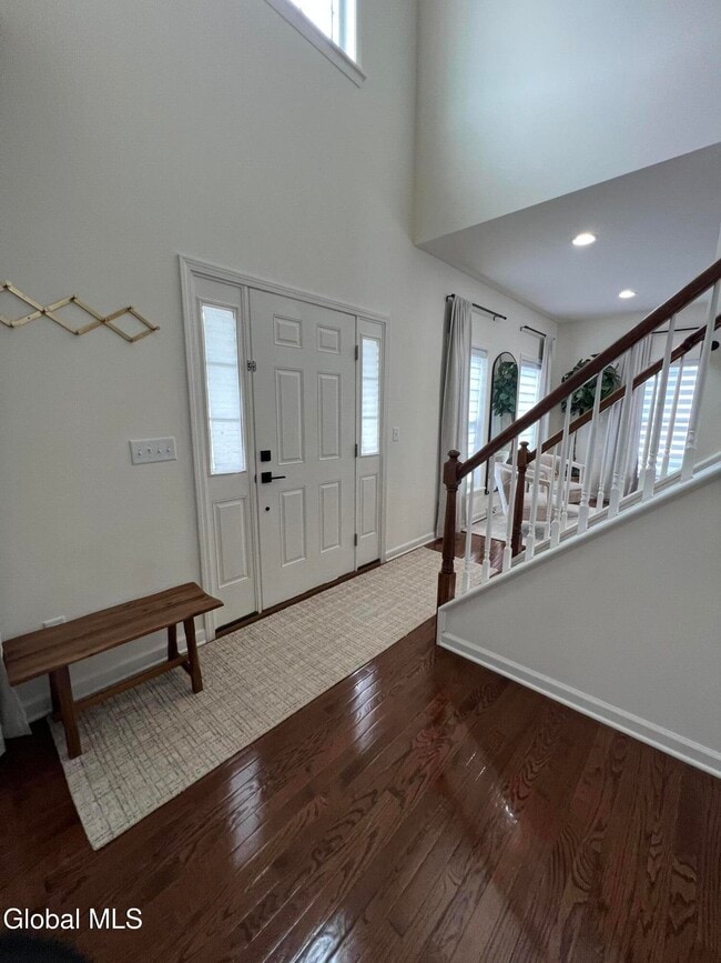 Photo - 10 Swatling Dr