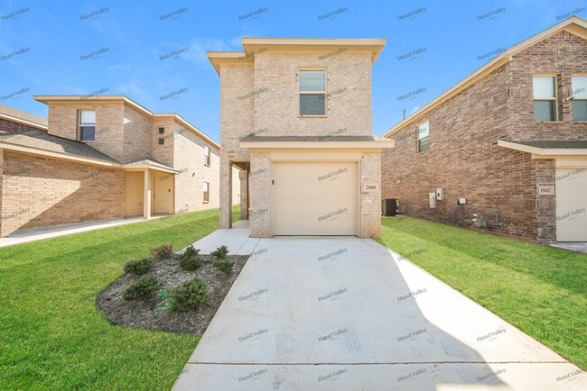 Building Photo - 2000 Wolford Wy