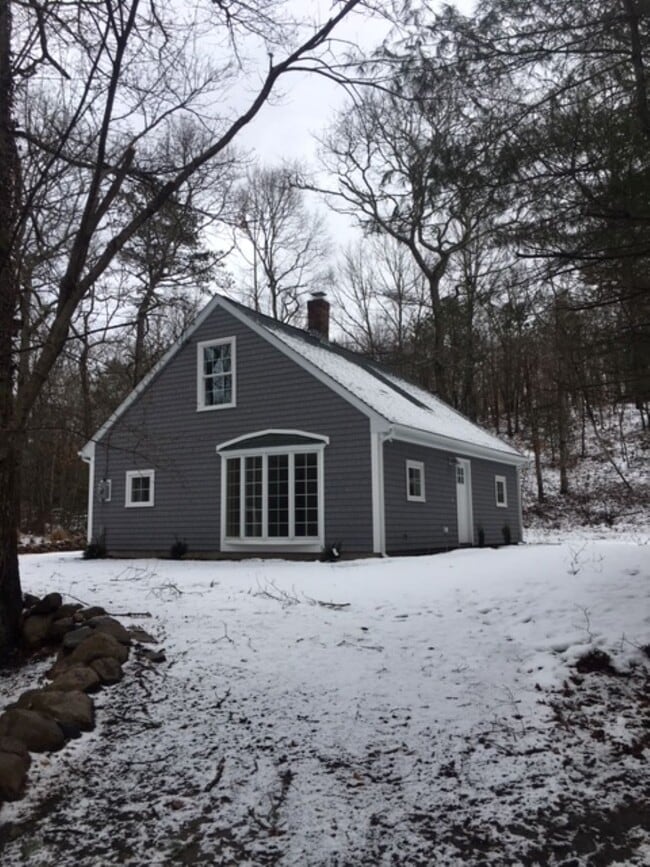 Photo - 369 Gravelly Hill Rd
