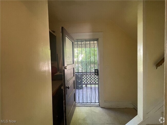 Building Photo - 843 Rondel Rd Unit 1 Rental