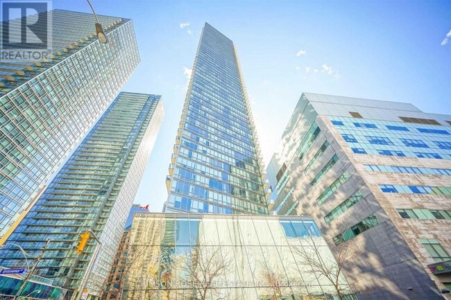 Photo - 832 Bay St. Unité 1609