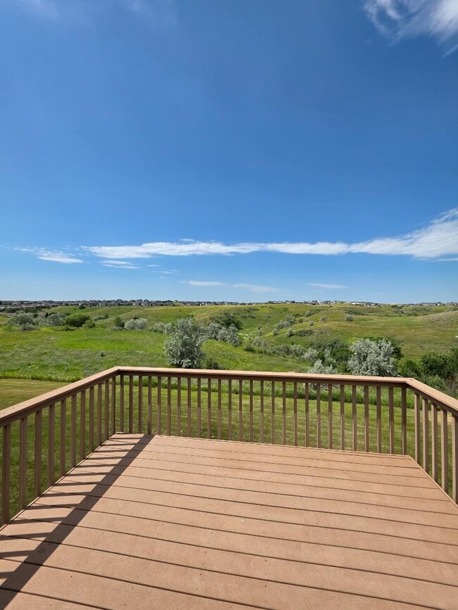 Photo - 1628 Valley Dr