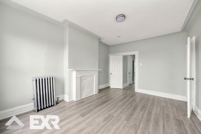 Photo - 981 Hancock St Unidad 3