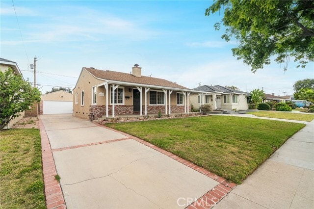 Photo - 1813 N Naomi St