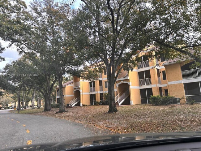 Photo - 2405 NW 33rd St Unit 1202