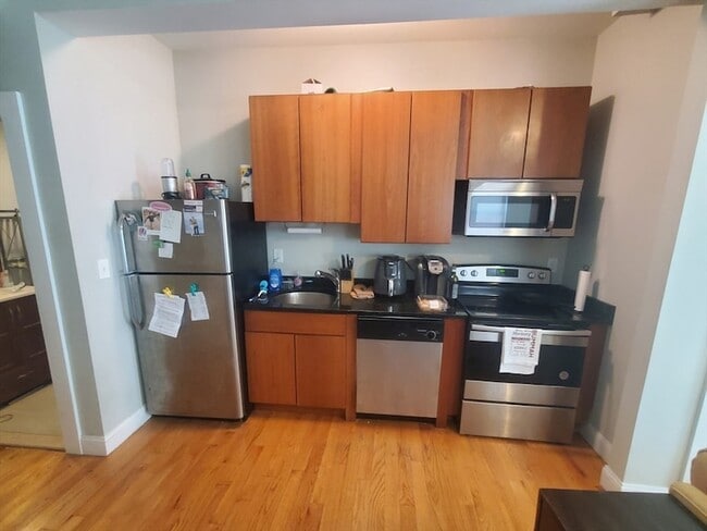 Building Photo - 41 Washburn St Unit 1 Rental