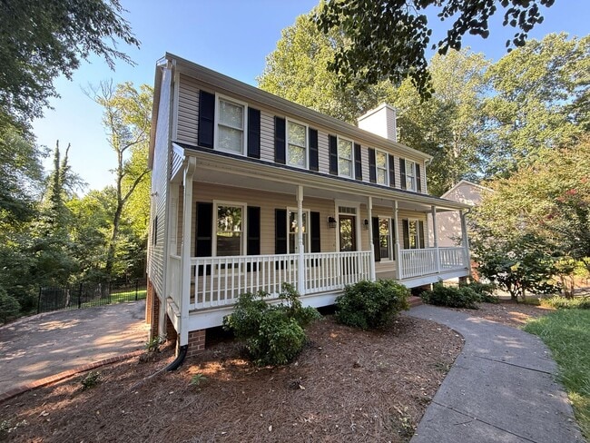 6714 Amberley Ln