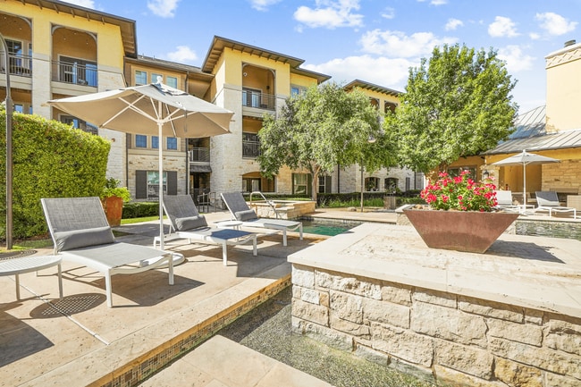 Grand at The Dominion Apartments