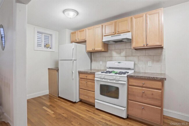 Photo - 106 Newport Bridge Rd Unit 1